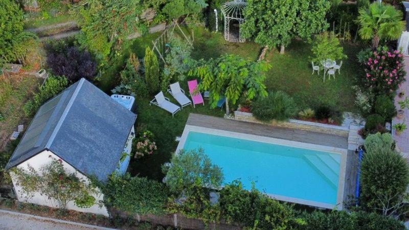 Logis Du Lievre D'Or Panzió Montbazon Kültér fotó